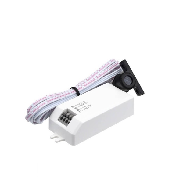 SENZORSKI PREKIDAČ ON/OFF POKRETOM RUKE IP20